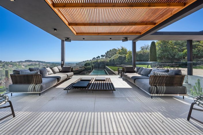 Image No.6-6 Bed House for sale