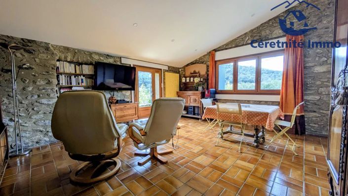 Image No.28-5 Bed House for sale