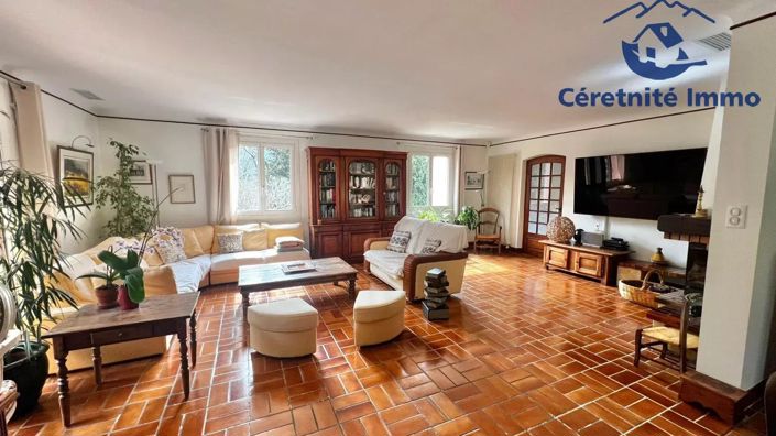 Image No.4-5 Bed House for sale