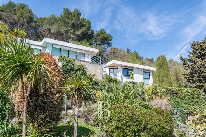 Image No.3-4 Bed House for sale