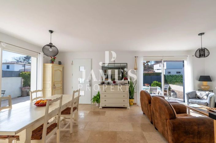 Image No.3-Maison de 4 chambres à vendre à Saint-Remy-de-Provence