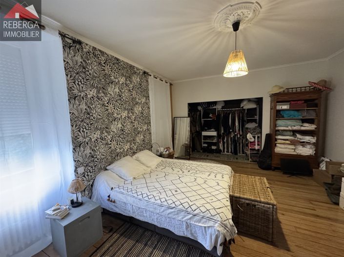 Image No.16-4 Bed House for sale