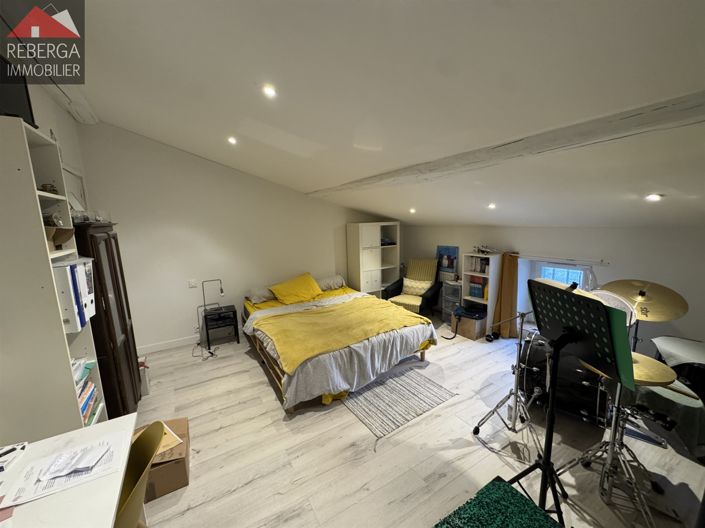 Image No.25-4 Bed House for sale