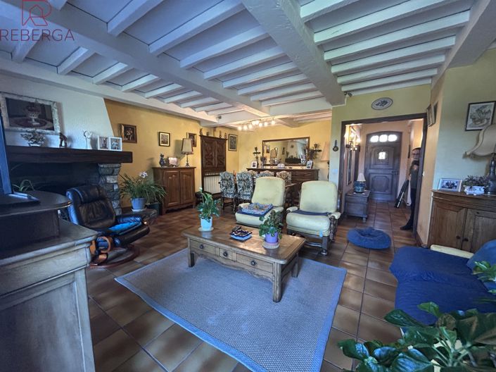 Image No.2-3 Bed House for sale