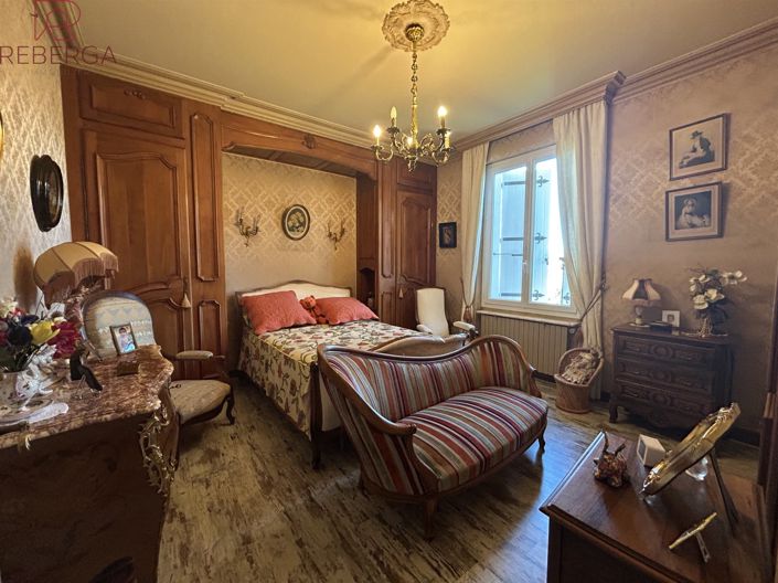 Image No.7-3 Bed House for sale