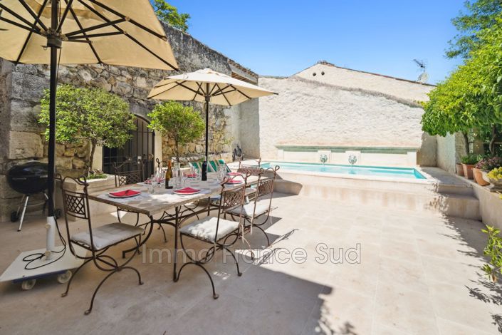 Image No.13-2 Bed House for sale