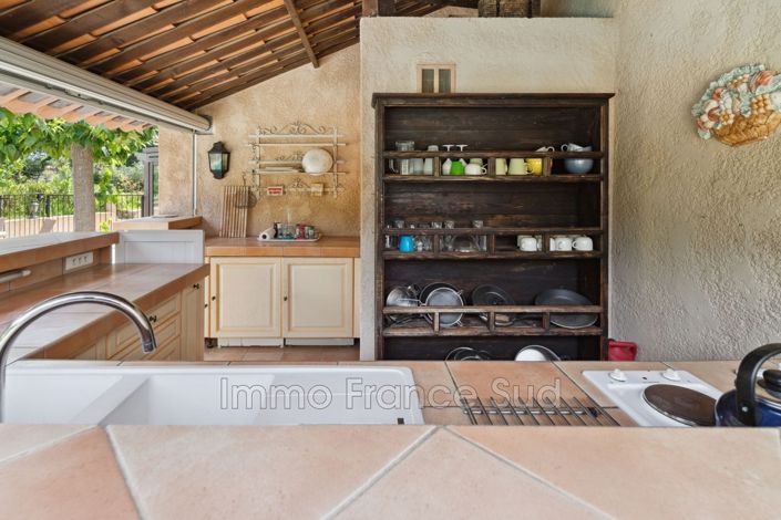 Image No.5-3 Bed House for sale