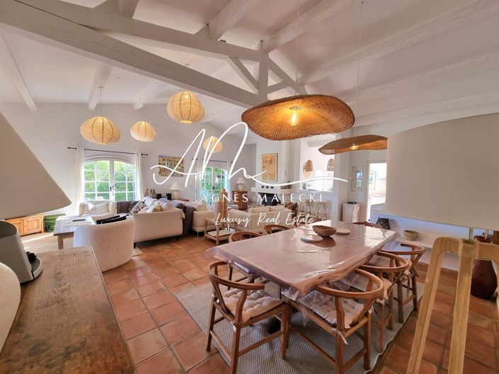 Image No.7-4 Bed House for sale