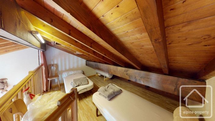 Image No.15-2 Bed Property for sale