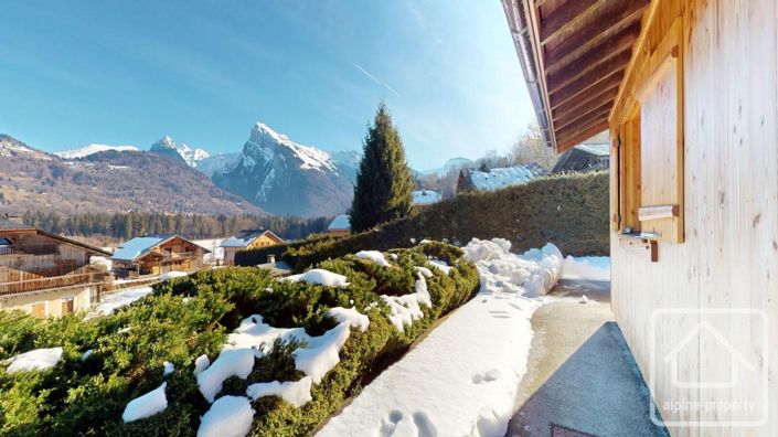 Image No.16-2 Bed Property for sale