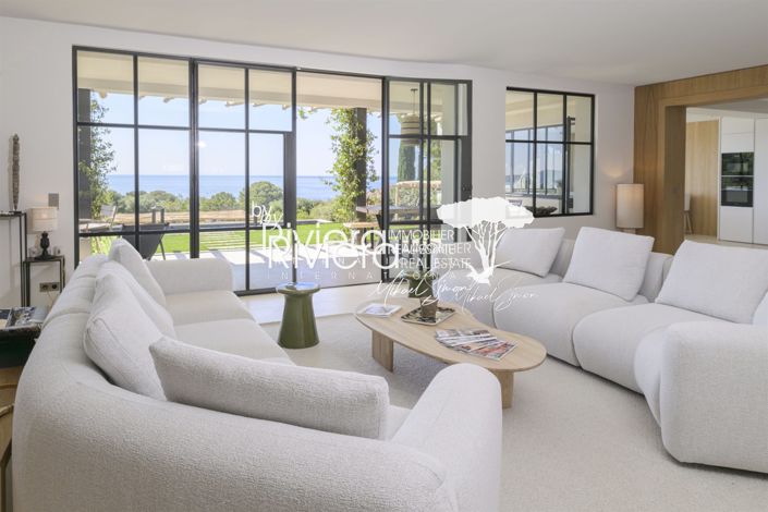 Image No.7-6 Bed House for sale