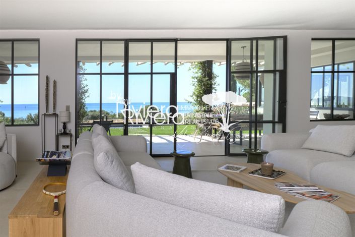 Image No.9-6 Bed House for sale