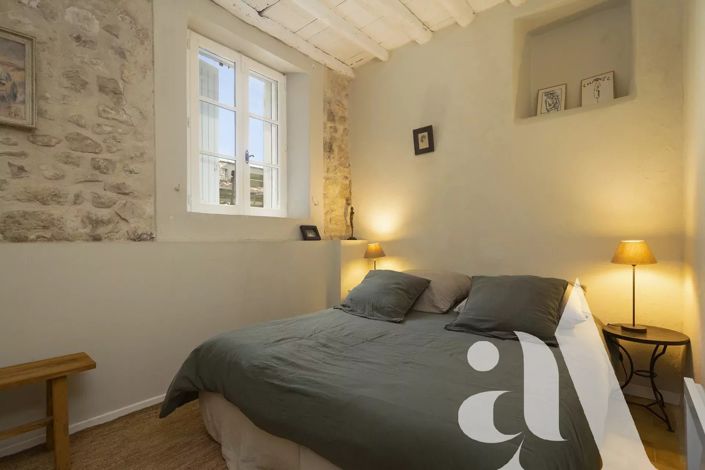 Image No.19-7 Bed House for sale