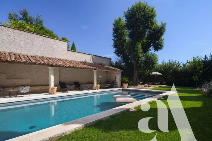 Image No.20-7 Bed House for sale