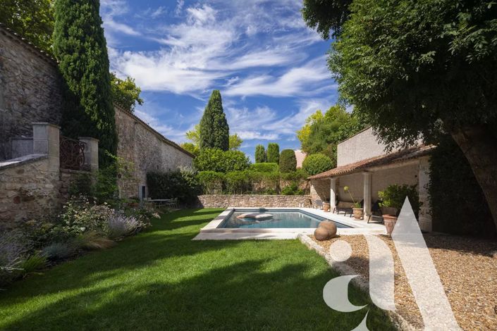 Image No.21-7 Bed House for sale