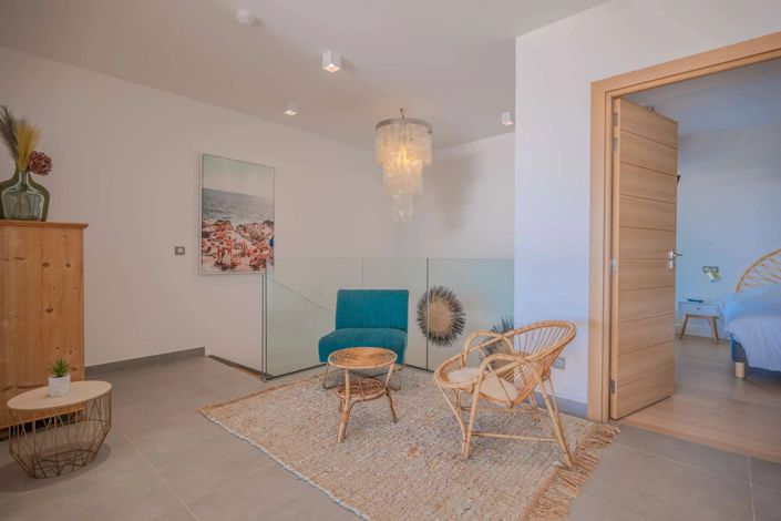 Image No.12-4 Bed Apartment for sale