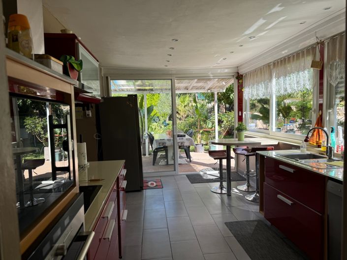 Image No.12-3 Bed House for sale