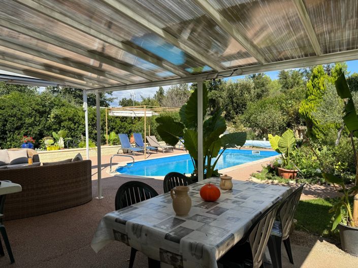 Image No.8-3 Bed House for sale