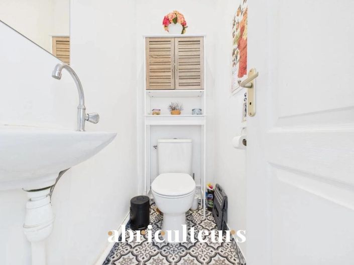 Image No.11-1 Bed Apartment for sale