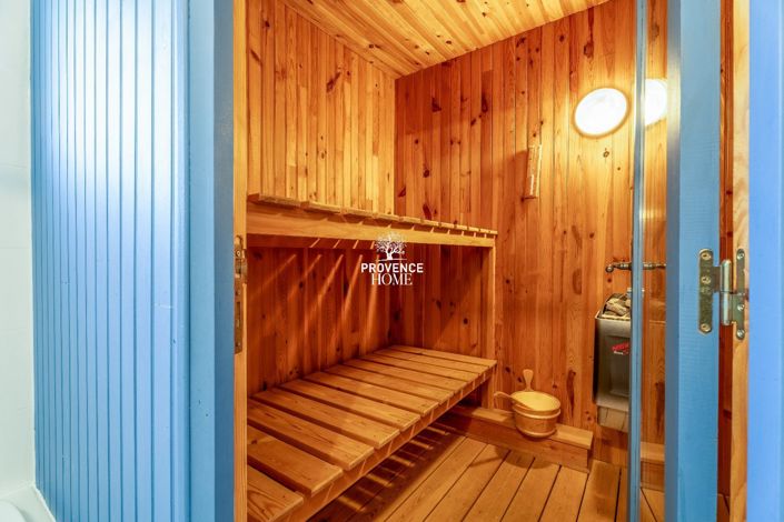 Image No.11-6 Bed House for sale