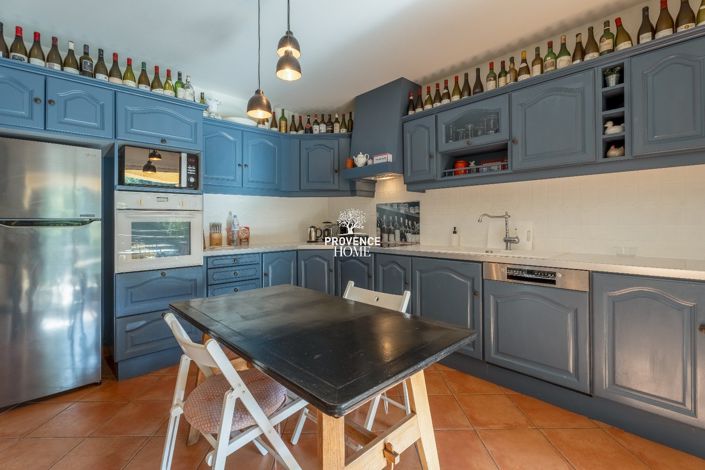 Image No.6-6 Bed House for sale