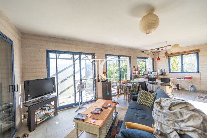 Image No.4-1 Bed House for sale