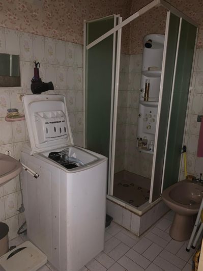 Image No.10-3 Bed House for sale