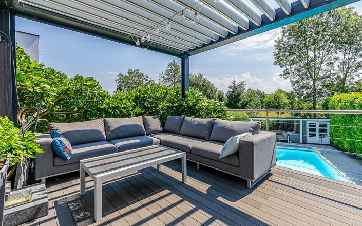 Image No.2-6 Bed Property for sale