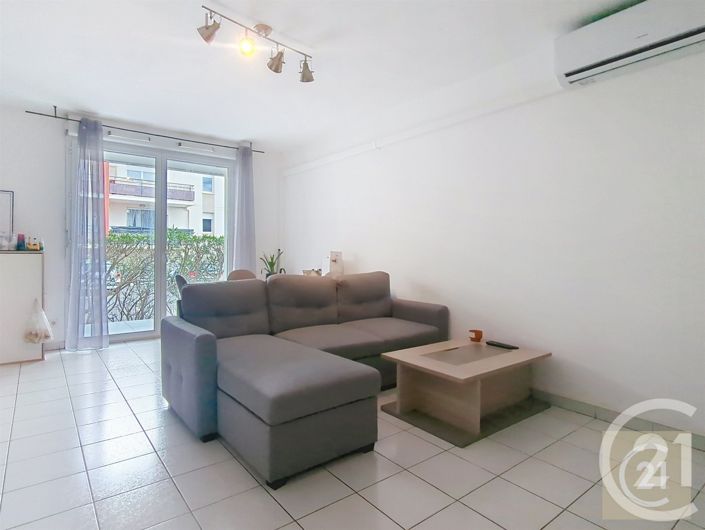 Image No.10-1 Bed Apartment for sale