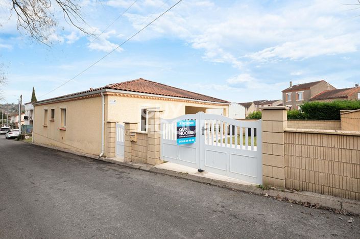 Image No.14-2 Bed House for sale