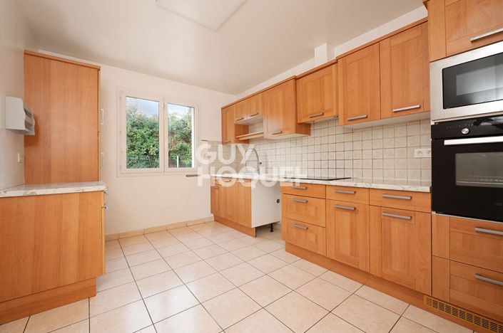 Image No.4-2 Bed House for sale