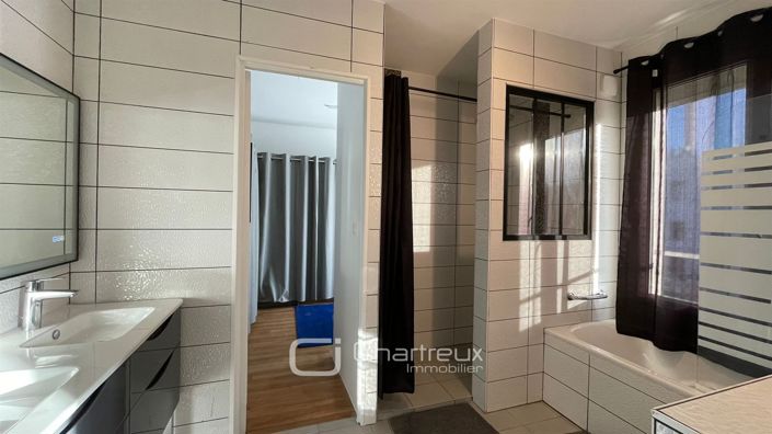 Image No.11-Appartement de 4 chambres à vendre à Royan