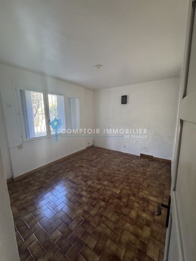 Image No.13-3 Bed House for sale