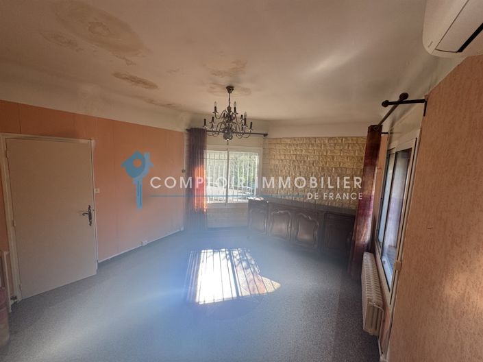 Image No.9-3 Bed House for sale