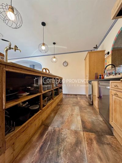 Image No.16-5 Bed House for sale