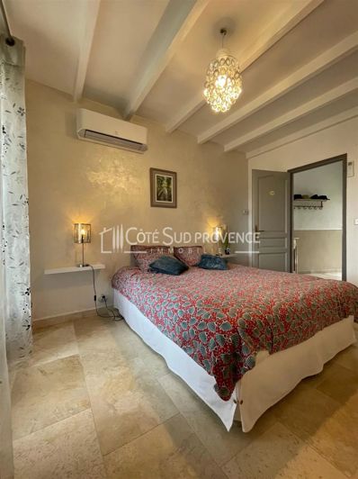 Image No.20-5 Bed House for sale