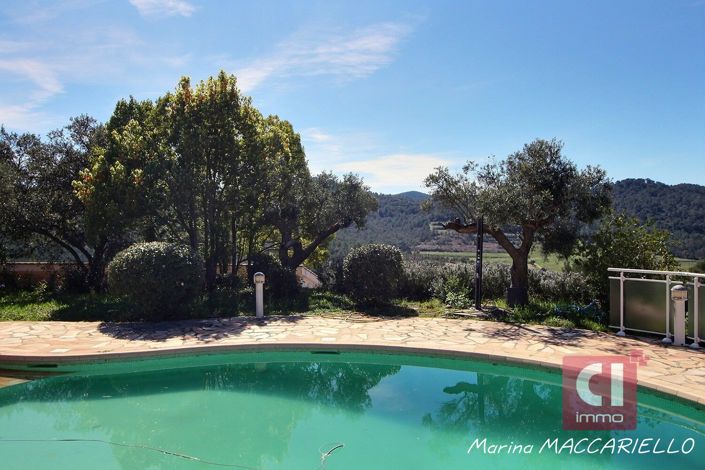 Image No.3-Maison de 5 chambres à vendre à Pierrefeu-du-Var