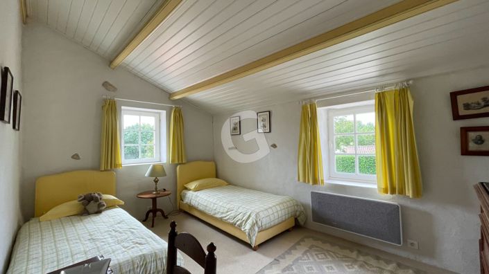 Image No.11-5 Bed House for sale