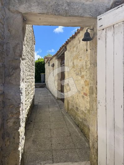 Image No.15-5 Bed House for sale