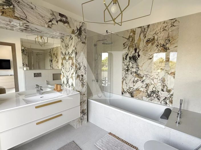 Image No.13-Maison de 8 chambres à vendre à Vallauris