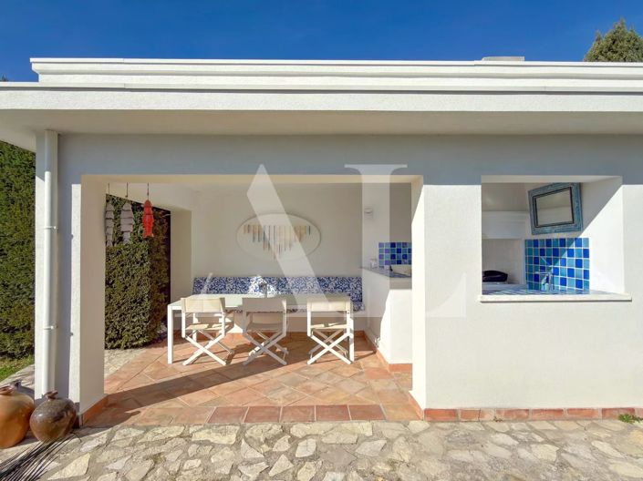 Image No.14-4 Bed House for sale