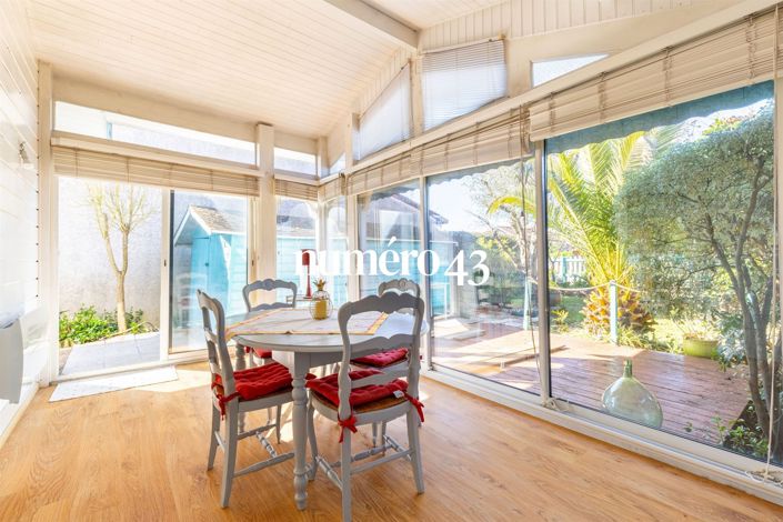 Image No.7-2 Bed House for sale