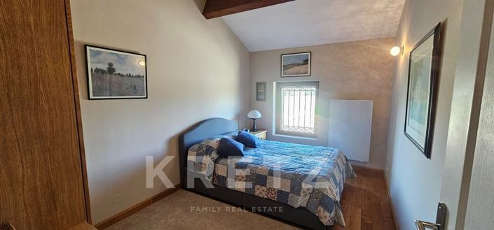 Image No.16-3 Bed Property for sale