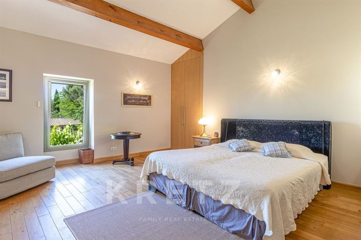 Image No.24-3 Bed House for sale