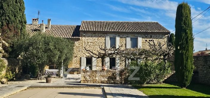 Image No.3-3 Bed Property for sale