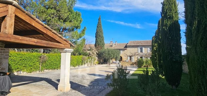 Image No.4-3 Bed Property for sale