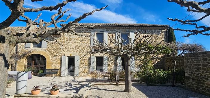 Image No.6-3 Bed Property for sale