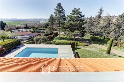 1 - Veyre-Monton, House
