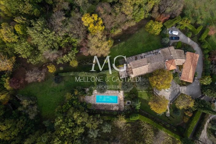 Image No.12-5 Bed House for sale