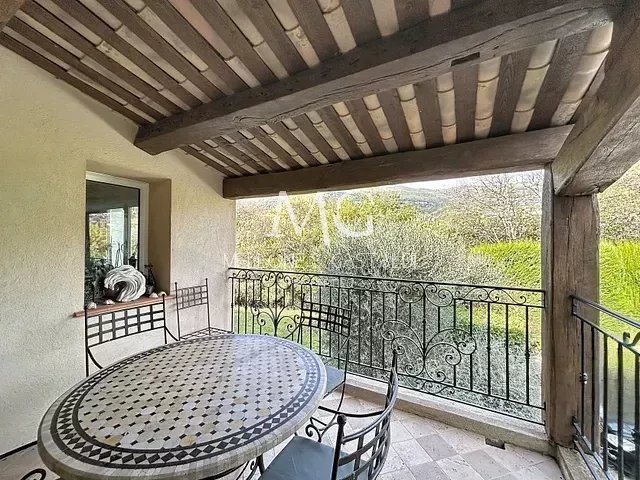 Image No.4-5 Bed House for sale